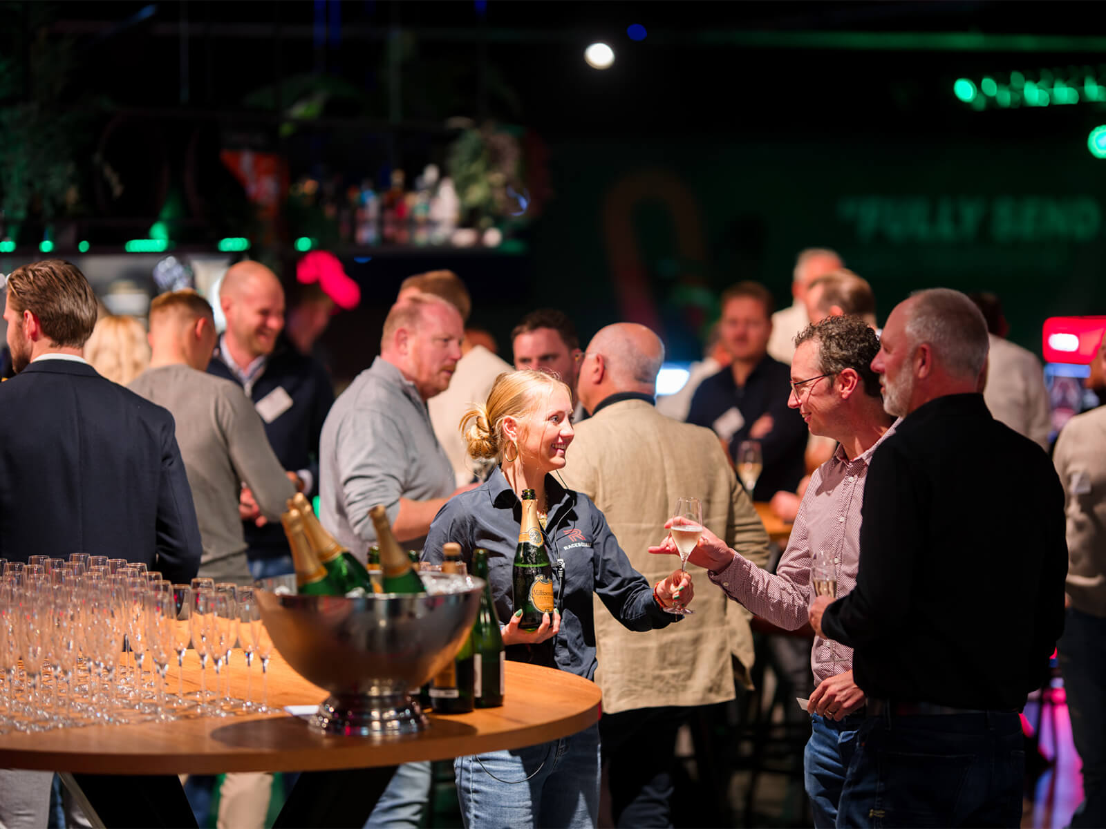 Zakelijk racen met het team bij Racesquare